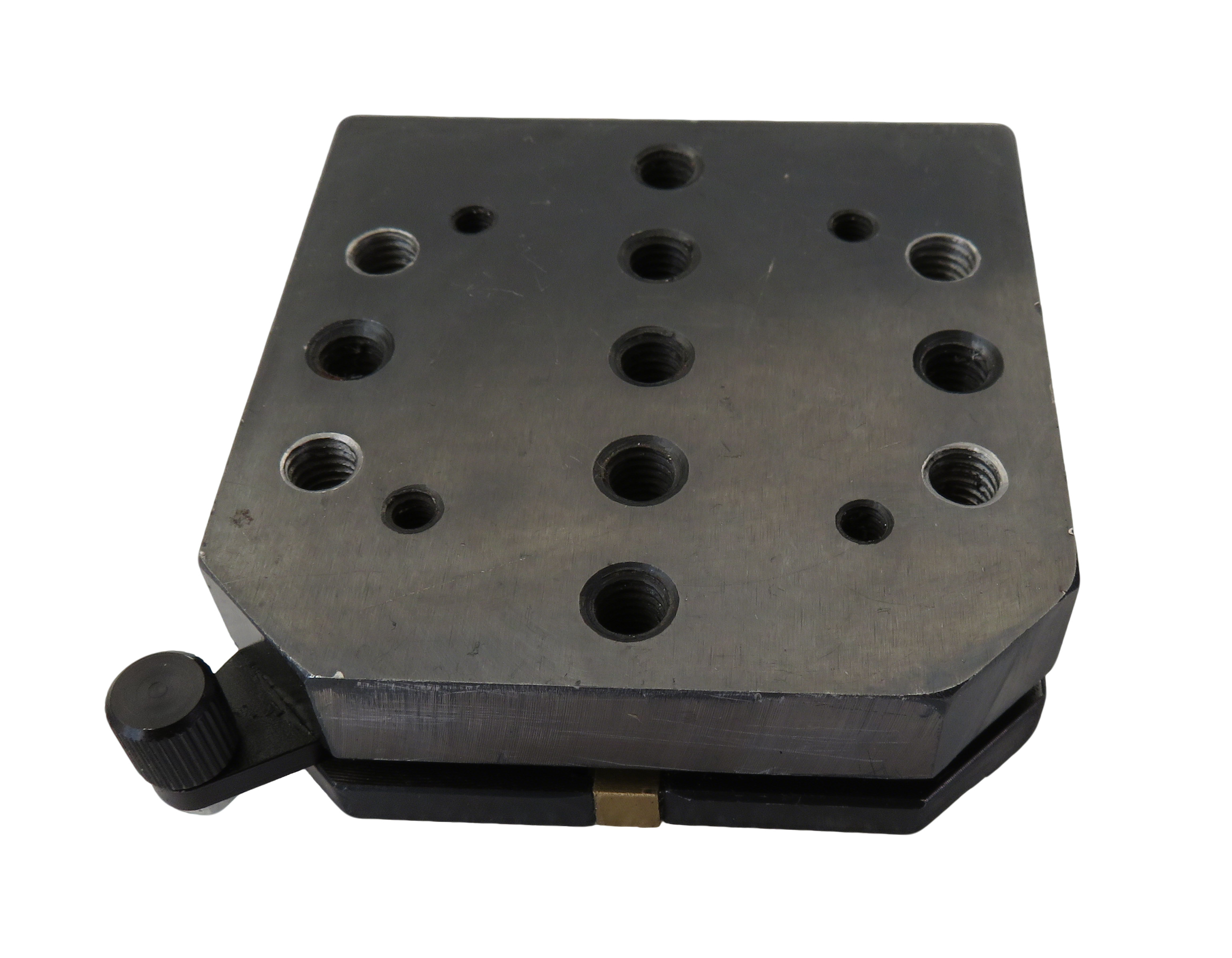 05MB004